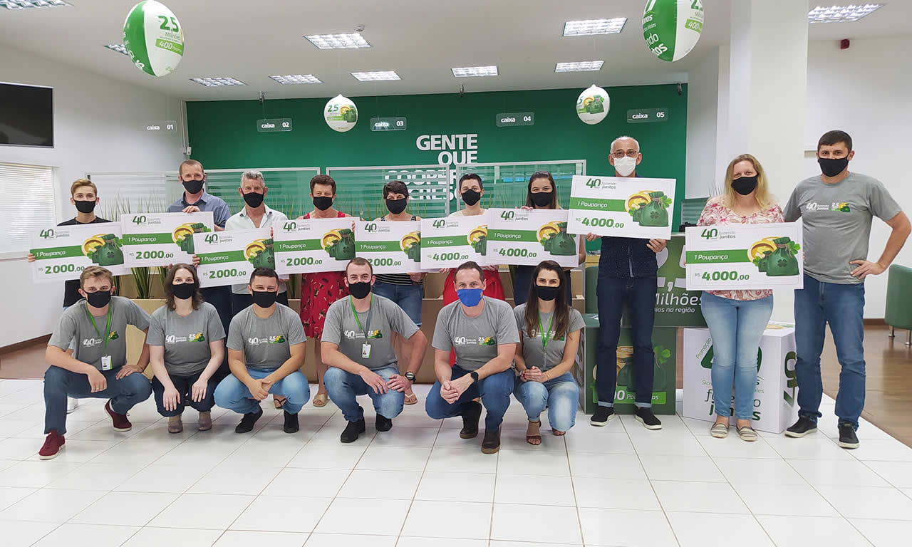 Sicredi Região dos Vales entrega prêmios do segundo sorteio da Promoção “40 Anos Fazendo Juntos”
