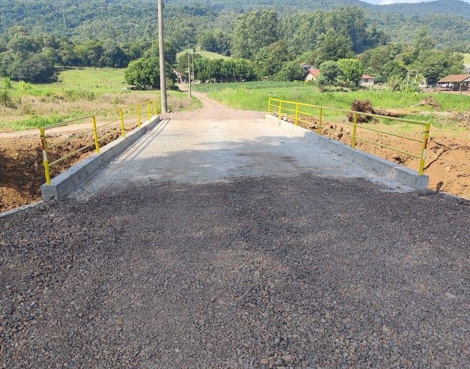 Ponte sobre o Arroio Grande será inaugurada na terça-feira