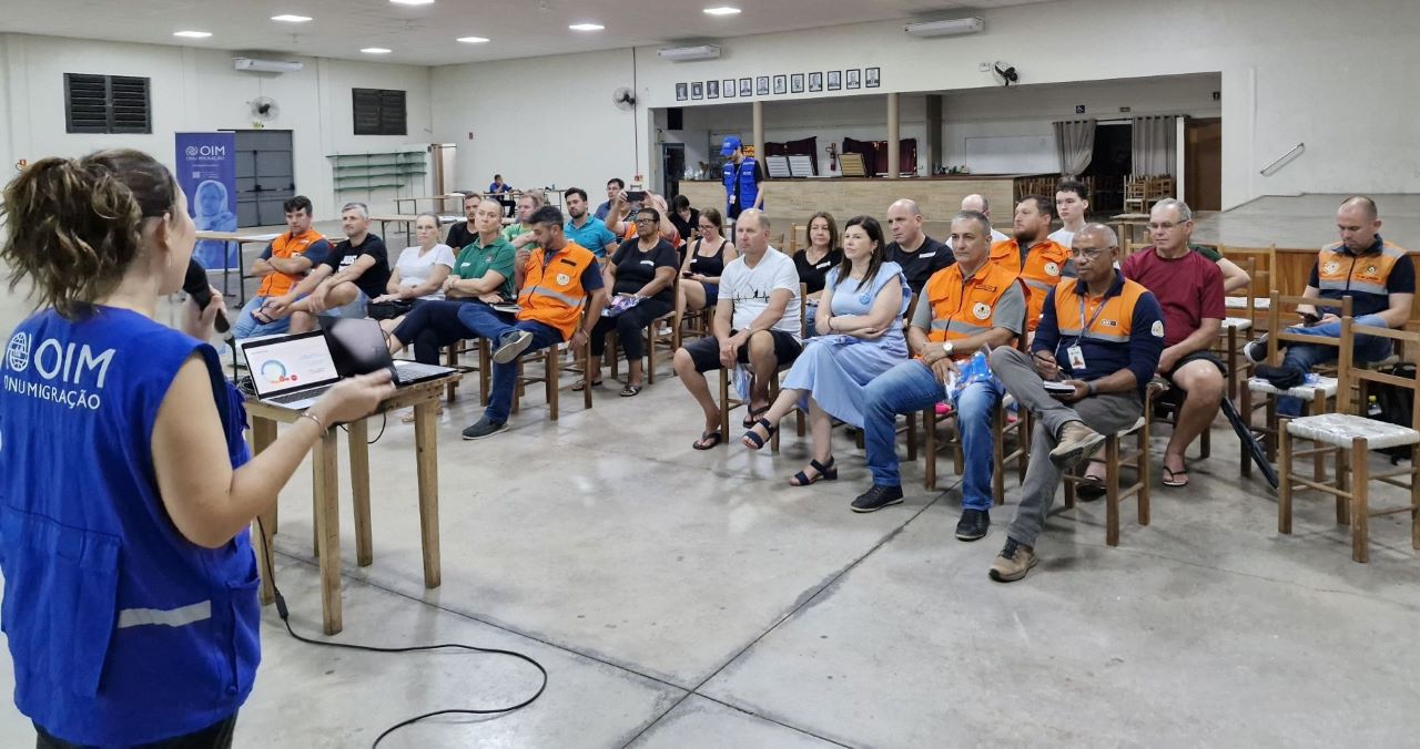 Comunidade participa de oficina de preparação para emergências