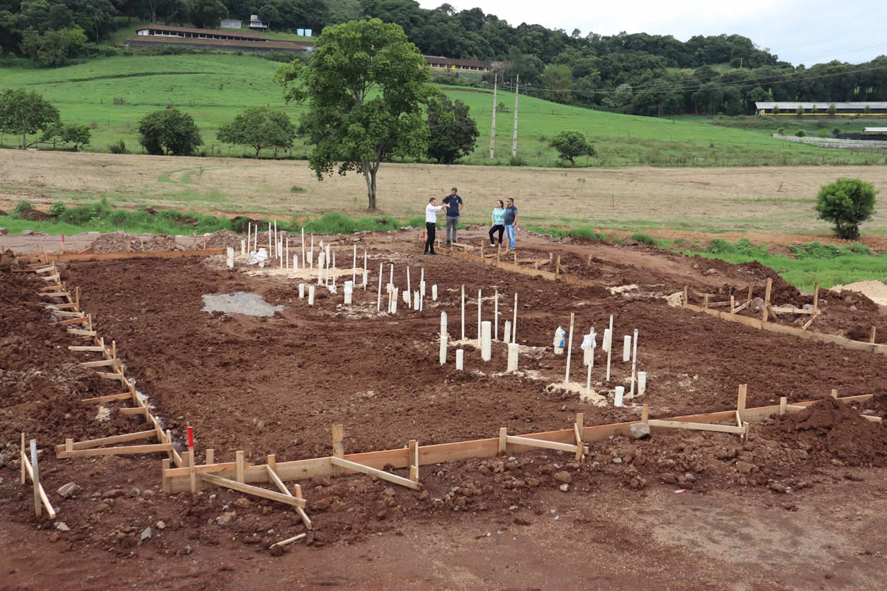 Inicia a construção dos alojamentos provisórios no bairro Novo Horizonte