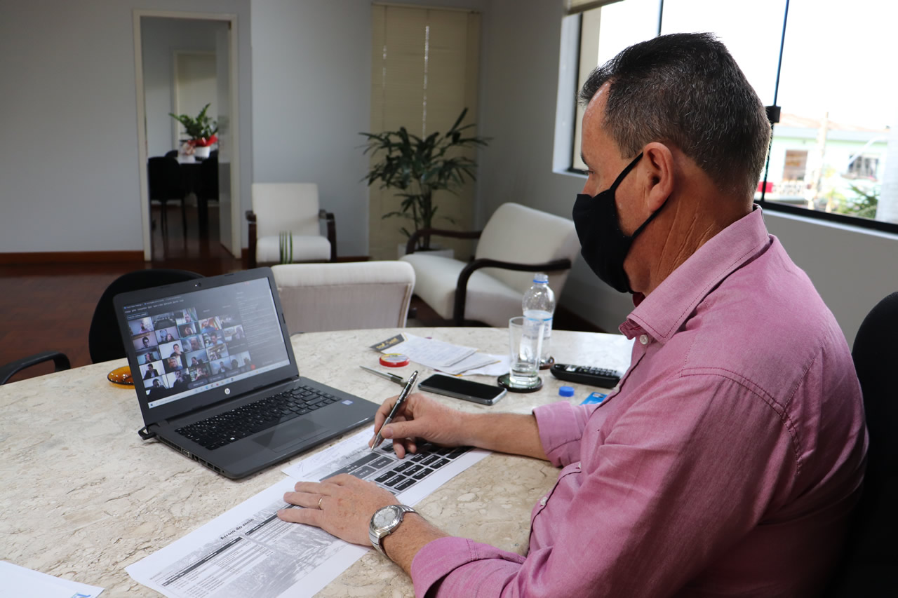 Prefeito participa de Audiência Pública referente às rodovias da região