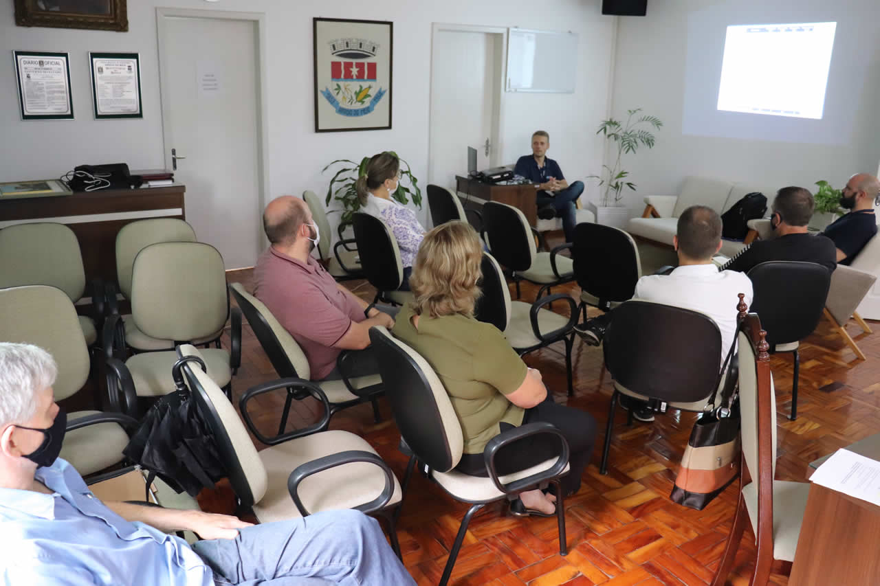 IBGE realiza reunião de planejamento sobre o Censo 2022