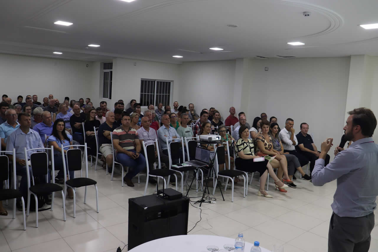 Reunião comunitária debate elaboração de novo Plano Diretor para Arroio do Meio