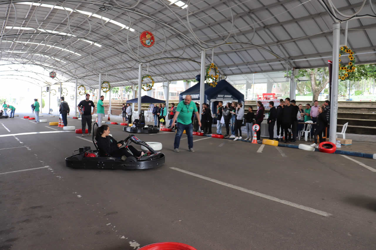 Semana do Trânsito realiza atividades com crianças e adolescentes