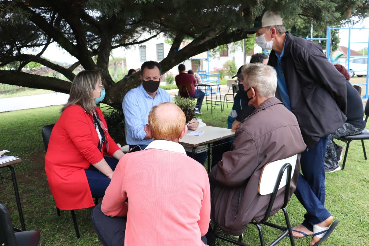 Projeto aproxima gestores e comunidade no distrito de Forqueta