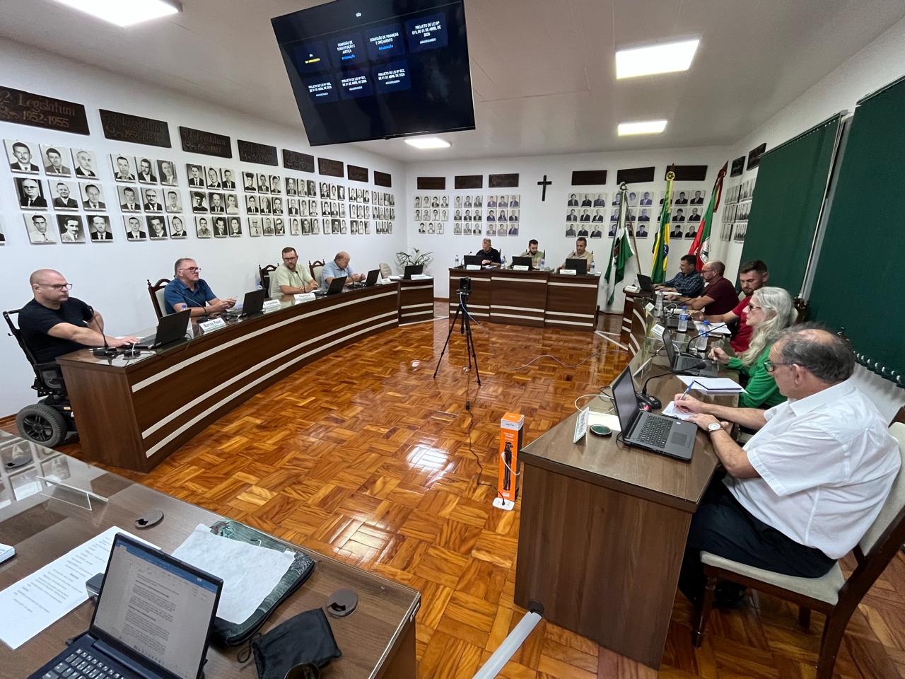 Aprovado rateio de R$ 1,7 milhão para professores da rede municipal