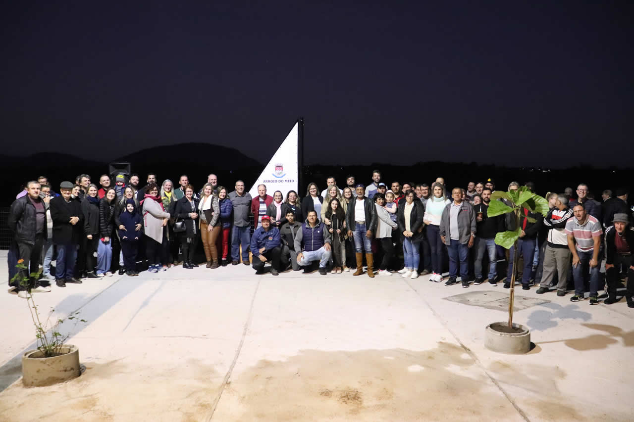 Administração entrega obras do Belvedere e Muro de Gabiões para a comunidade