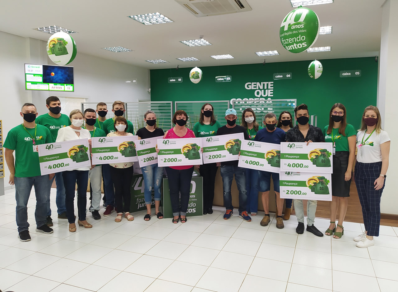 Sicredi Região dos Vales entrega prêmios do primeiro sorteio
