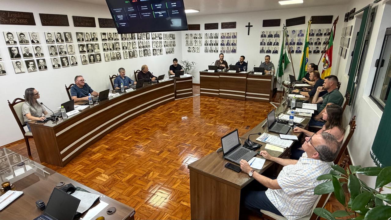 Legislativo aprova projetos relacionados à saúde, cultura e regularização urbana em Arroio do Meio