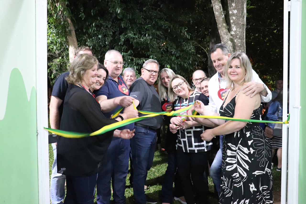 Ampliação da Ecei Raio de Sol é entregue à comunidade