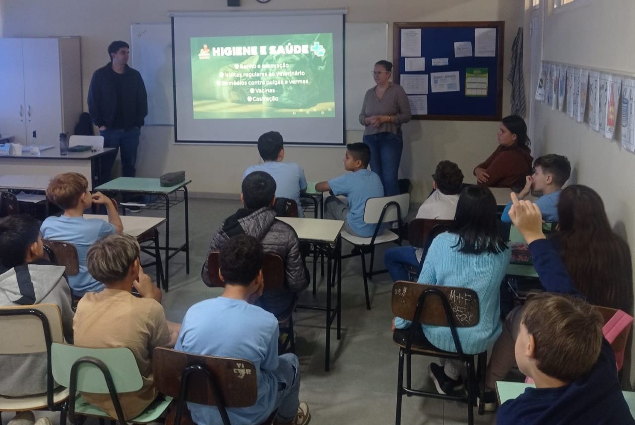 Programa ‘Meu Pet, Minha Responsa’ retoma palestras nas escolas municipais