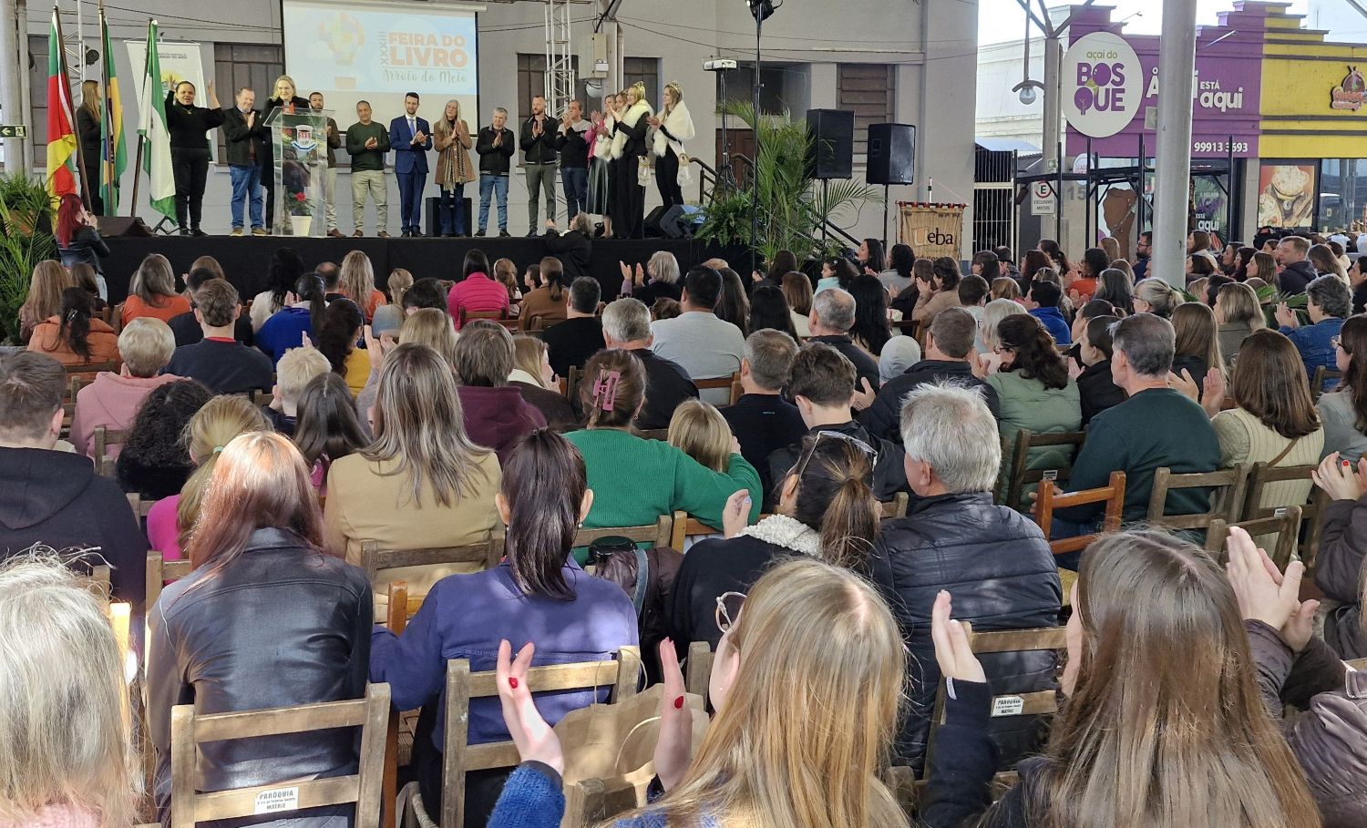 XXXIII Feira do Livro reúne literatura e cultura em uma semana de programação