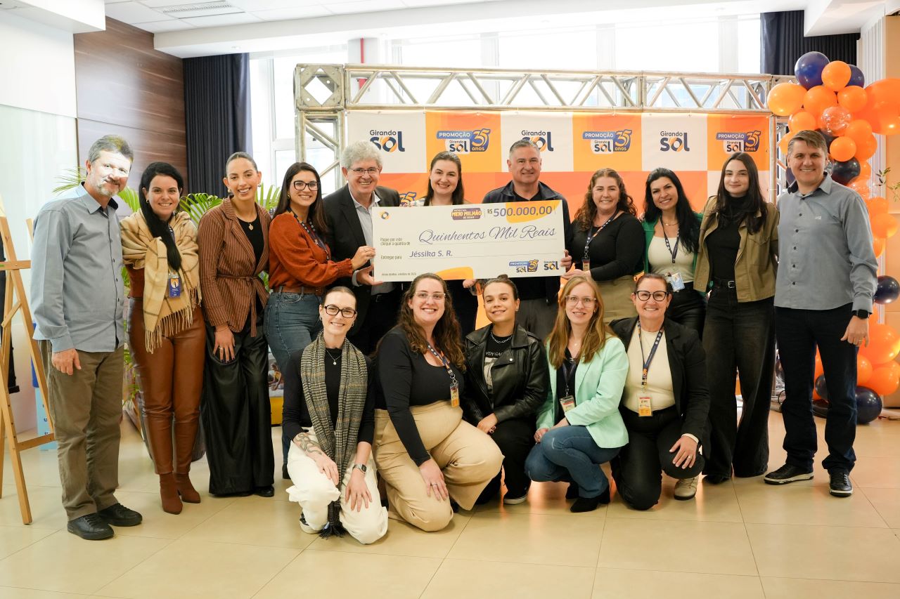 Consumidora do Paraná é a grande ganhadora de meio milhão de reais da promoção Girando Sol 35 Anos