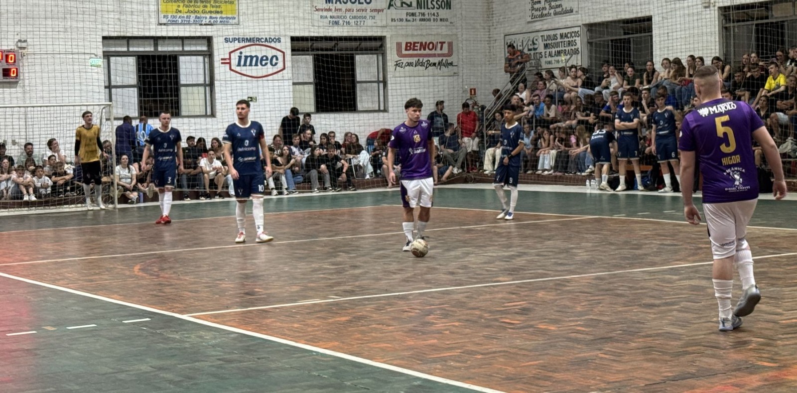 CAMPEONATO MUNICIPAL DE FUTSAL: Casa cheia, emoção e muitos gols marcam as finais do Futsal