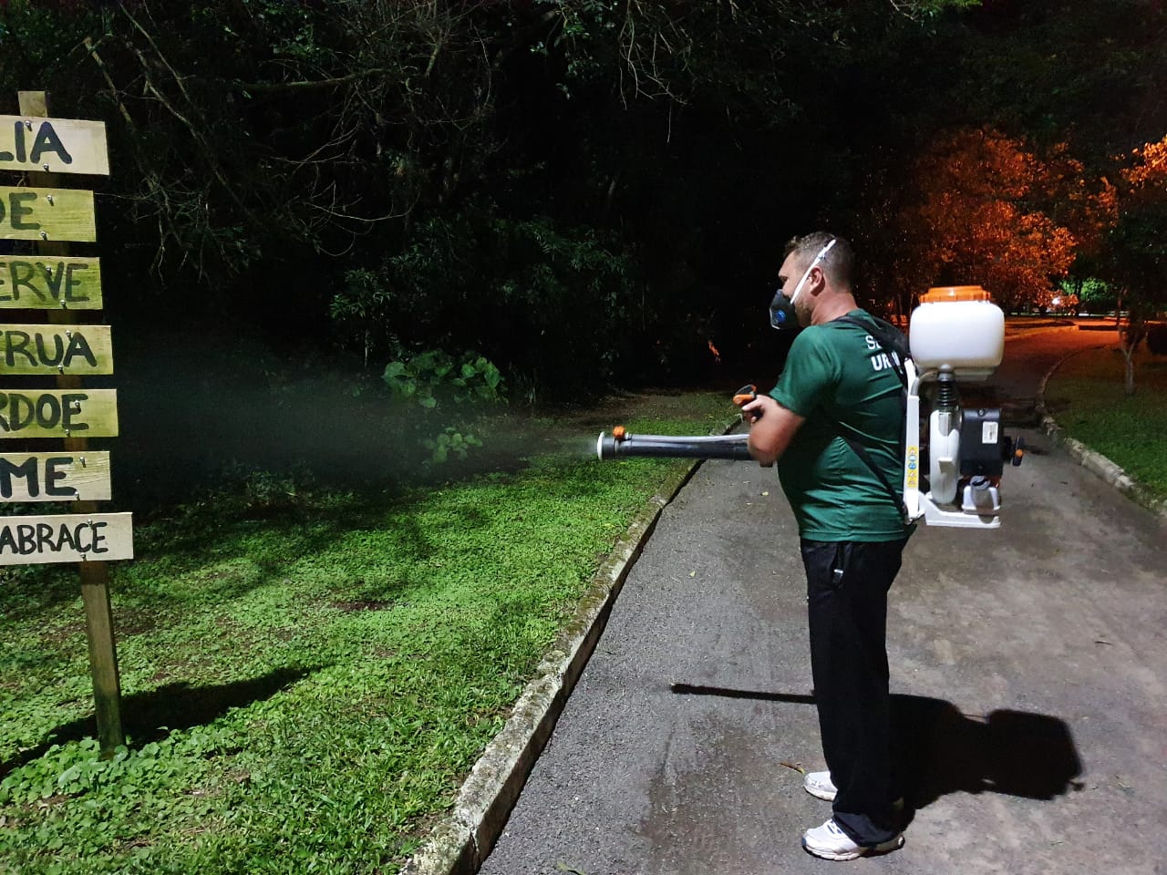 Município realiza limpeza e combate de pragas