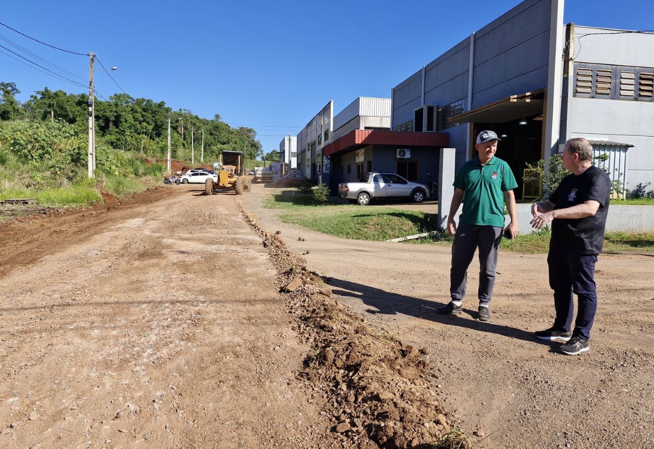 Loteamentos recebem melhorias com ações da Secretaria de Obras