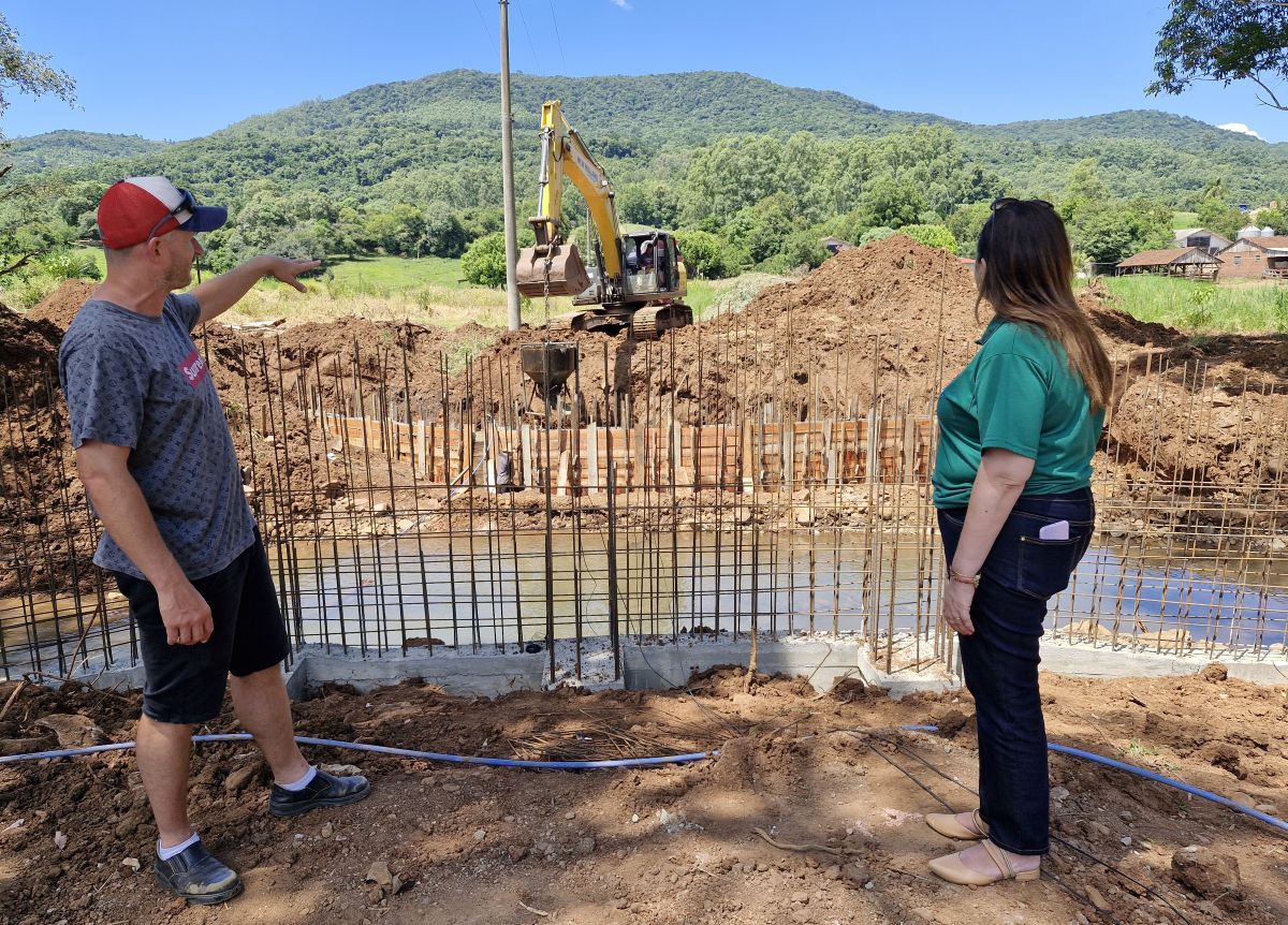 Quarta ponte com recursos da Defesa Civil Nacional está em execução em Arroio do Meio