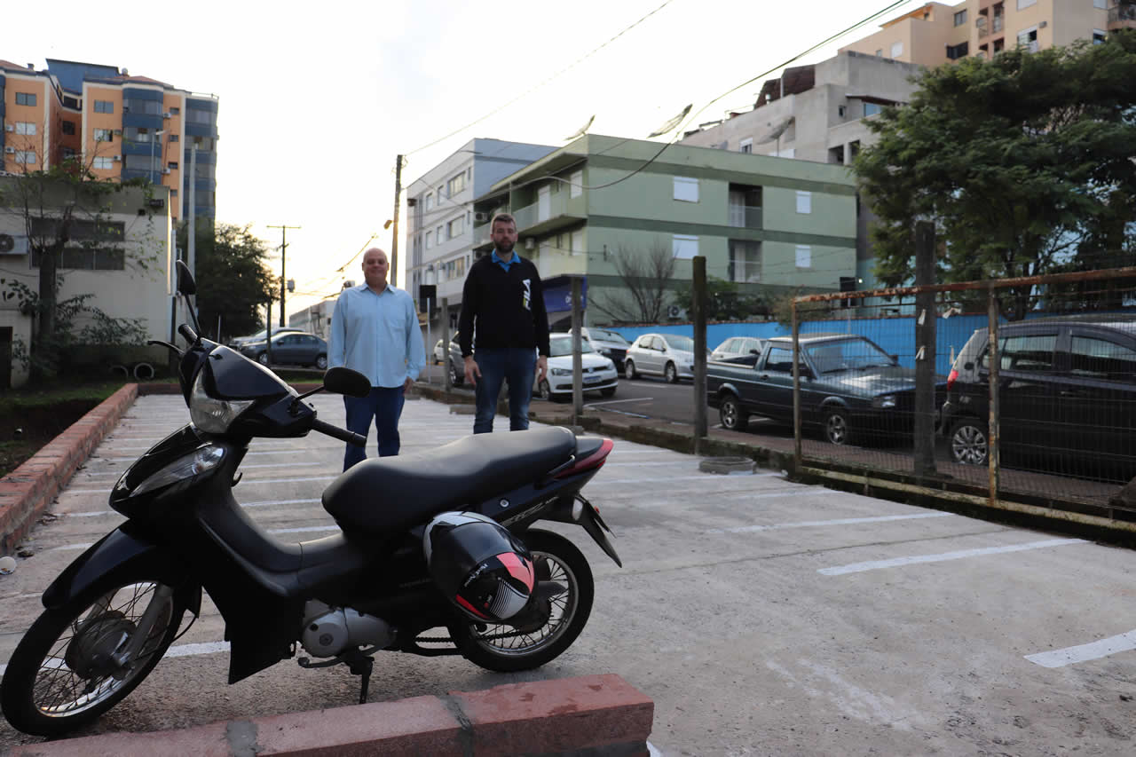 Município cria novas vagas de estacionamento para motos