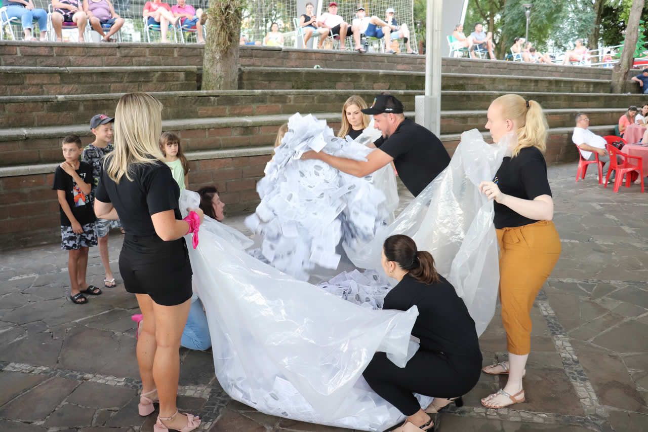 Happy Hour na Rua de Eventos encerra programação natalina