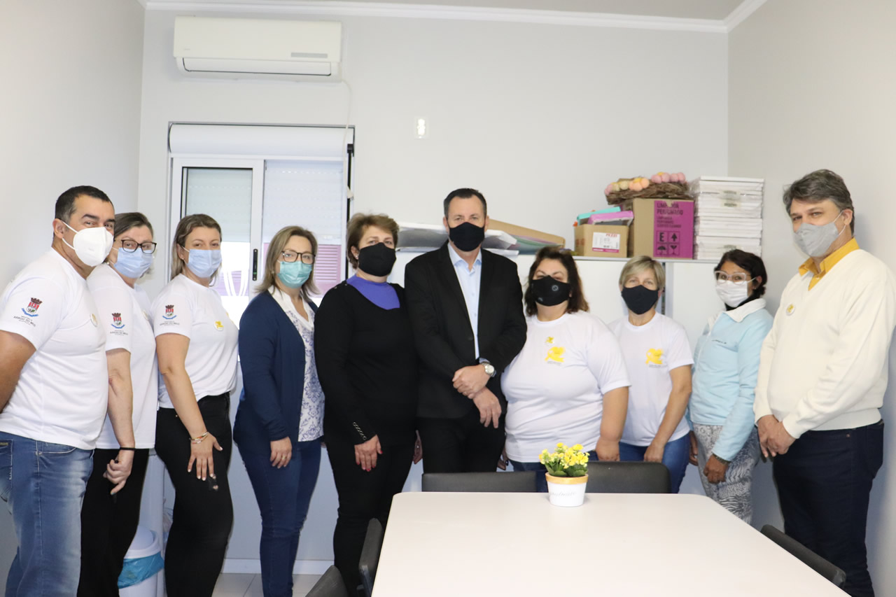 Oficinas terapêuticas ocorrem semanalmente com o objetivo de cuidar da mente