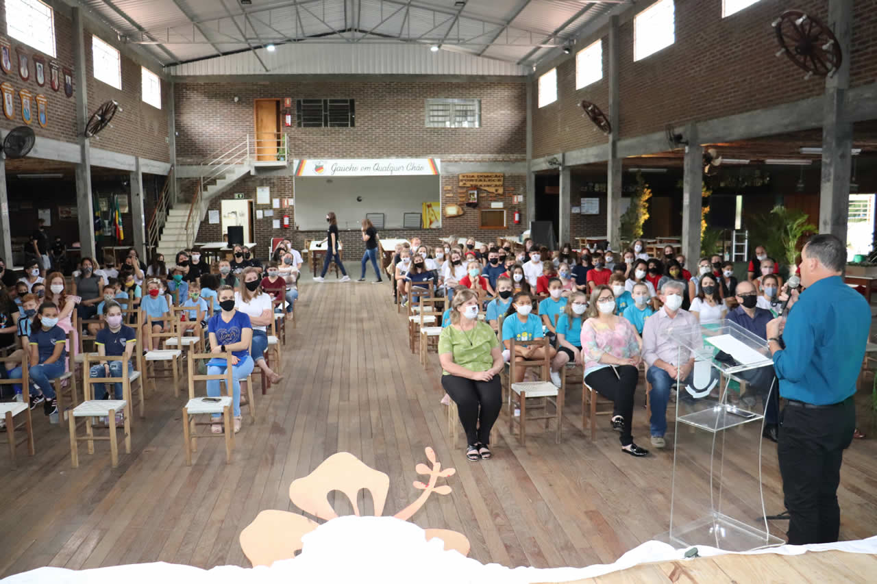 Escolas Municipais apresentam propostas desenvolvidas no Projeto Conexões