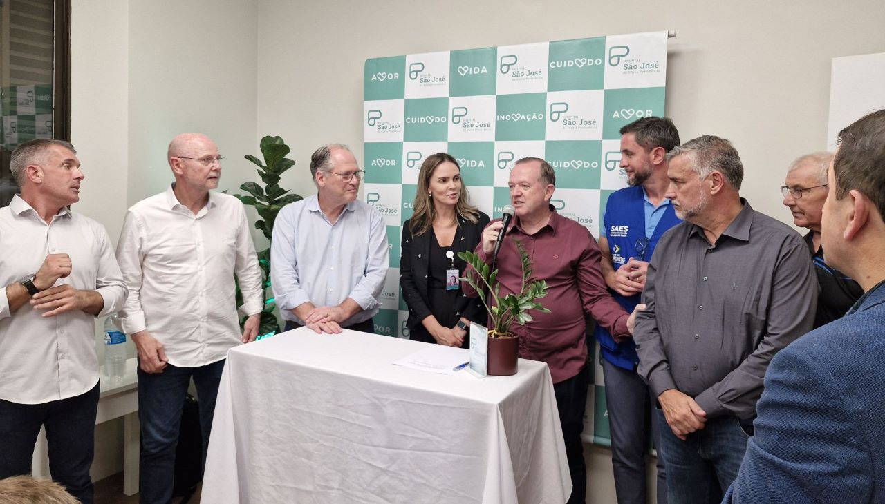 Comitiva federal confirma credenciamento da UTI do Hospital São José