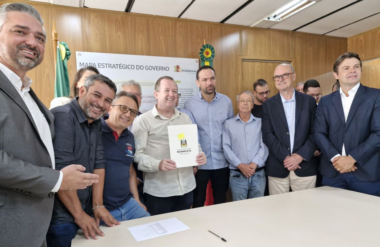 Arroio do Meio assina convênio do para pavimentação em Rui Barbosa