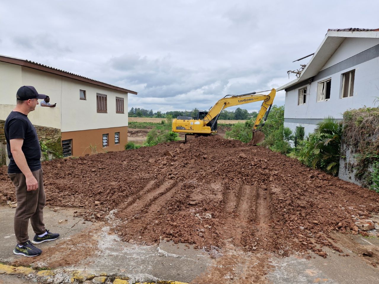 Secretaria de Obras atua em diversas frentes de trabalho para qualificar a mobilidade urbana e rural