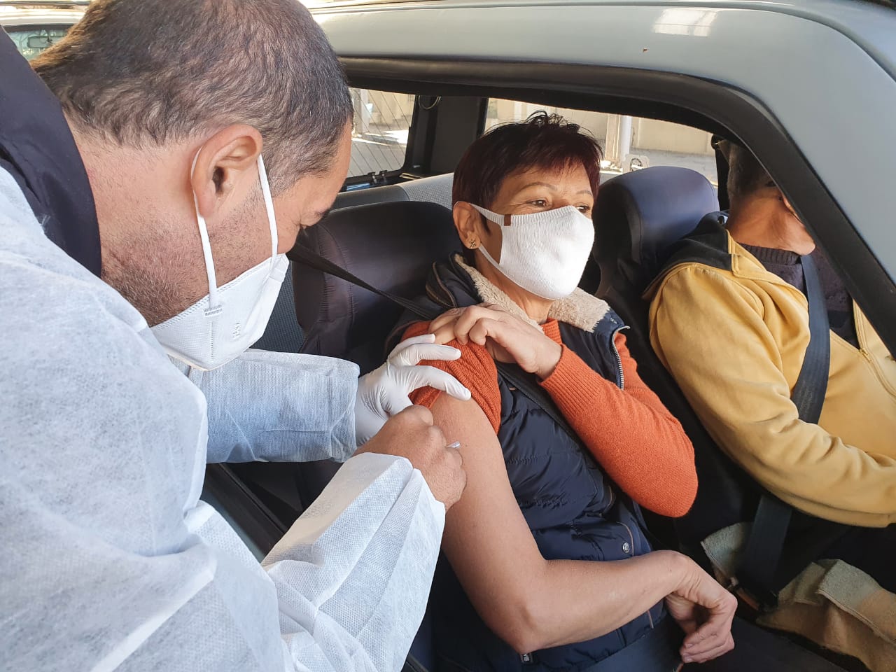 Covid-19: Profissionais da educação serão vacinados neste sábado