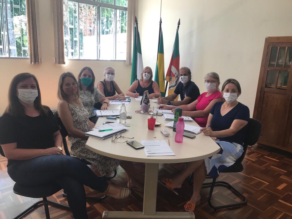 Secretaria de Educação realiza reunião de planejamento do ano letivo