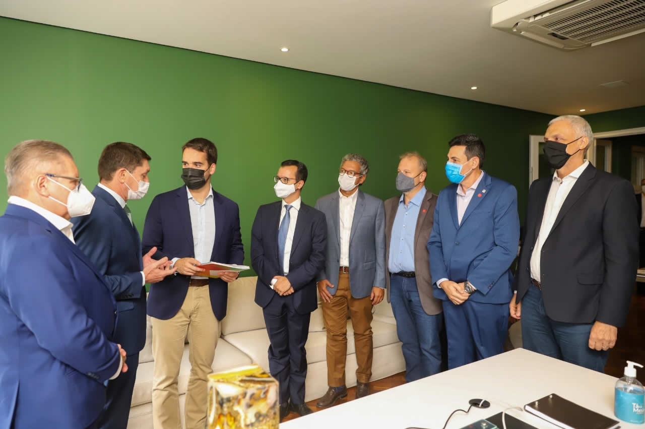 Cm apoio da Federasul, CIC-VT entrega ao governo do Estado alternativas para o projeto de concessão de rodovias