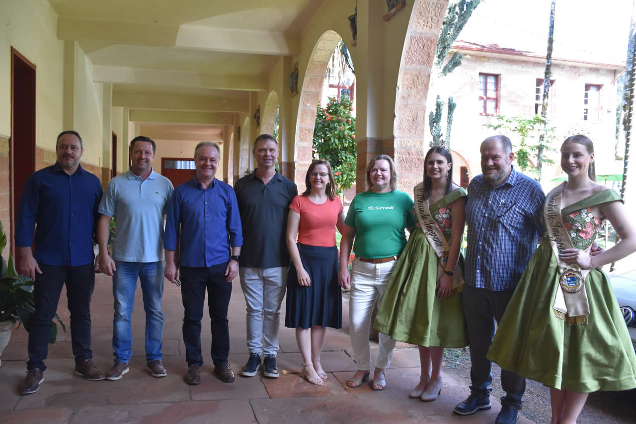 Primeiro dia do Seminário Regional de Turismo é inspiração entre os Vales da Serra Gaúcha